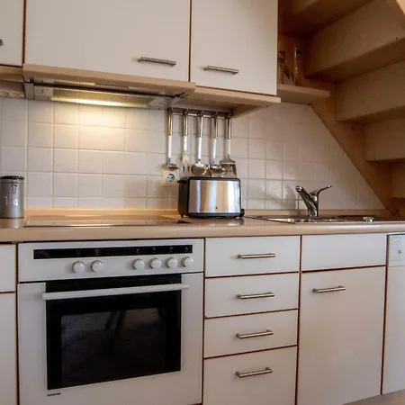 Hamburger-strasse-7-og Apartment *